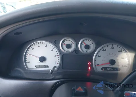 2004 Mazda B3000 Ds z USA, uszkodzony, nr VIN 4F4YR12U64TM01577